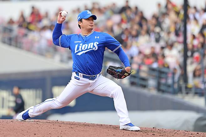 삼성 오승환이 광주-기아 챔피언스 필드에서 열린 2025 KBO리그 시범경기 KIA전에서 역투하고 있다. 사진 | 삼성 라이온즈