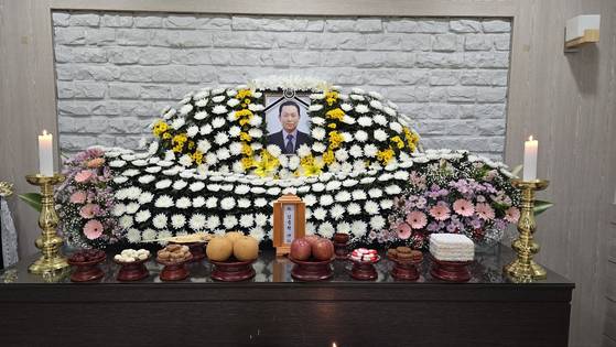 지난 2일 태안화력발전소 정비건물에서 일하다 숨진 고(故) 김충현씨 빈소가 마련된 태안의료원 장례식장. 신진호 기자