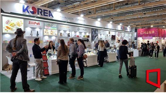 인천 중소기업들이 ‘2025 해외전시회 단체참가 지원 사업’을 통해 지난 2월 7일부터 11일까지 독일 프랑크푸르트에서 열린 소비재전에 참가하고 있다. 인천시