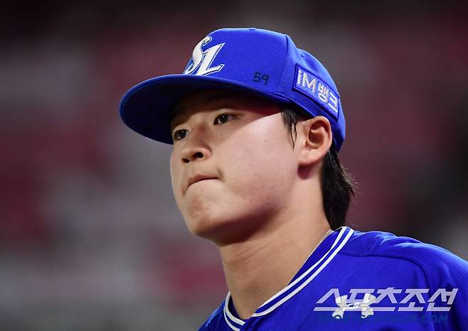 5일 인천 SSG랜더스필드에서 열린 KBO리그 SSG와 삼성의 경기. 9회 앞두고 몸 푸는 삼성 이호성. 인천=송정헌 기자songs@sportschosun.com/2025.06.05/