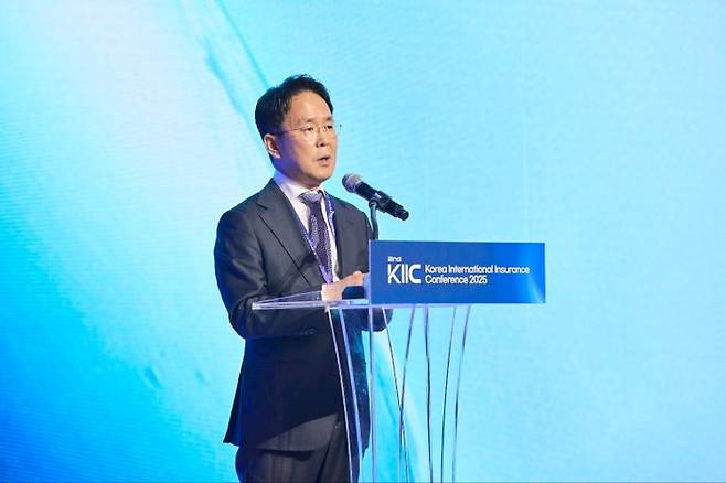 지난 4일 이문화 삼성화재 대표이사가 제2회 KIIC 개회사를 하고 있다. ⓒ삼성화재