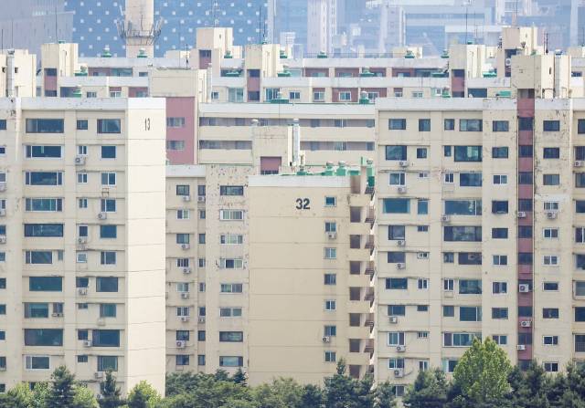 서울 강남구 압구정동 아파트. 연합뉴스