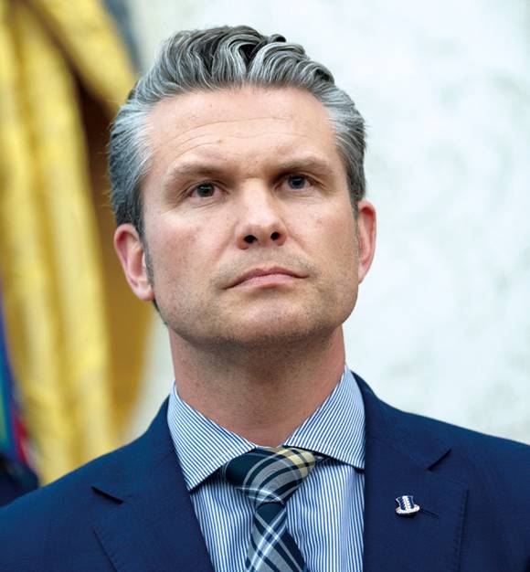 5월20일 미국 워싱턴DC 백악관에서 열린 골든 돔 미사일 방어 체계 추진에 관한 도널드 트럼프 미국 대통령의 발표에 피트 헤그세스 미국 국방장관이 참석하고 있다. ⓒUPI 연합