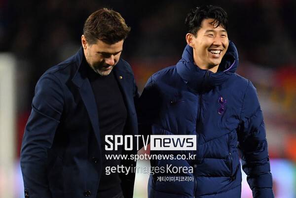 ▲ 손흥민과 다시 만날 수 있을지도 주목할 대목이다. 손흥민은 포체티노 감독 밑에서 토트넘의 레전드로 나아갈 발판을 마련했다. 손흥민이 토트넘에 합류하고 적응하지 못할 때 포체티노 감독이 진심으로 고민을 들어주며 신뢰해준 덕분에 지금까지 뛰고 있다.