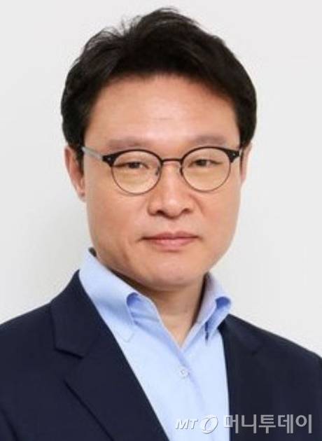 (서울=뉴스1) 박지혜 기자 = 이재명 대통령이 8일 새 정부 초대 홍보수석비서관에 이규연 전 JTBC 대표를 임명했다. (대통령실 제공. 재판매 및 DB 금지) 2025.6.8/뉴스1 Copyright (C) 뉴스1. All rights reserved. 무단 전재 및 재배포, AI학습 이용 금지. /사진=(서울=뉴스1) 박지혜 기자