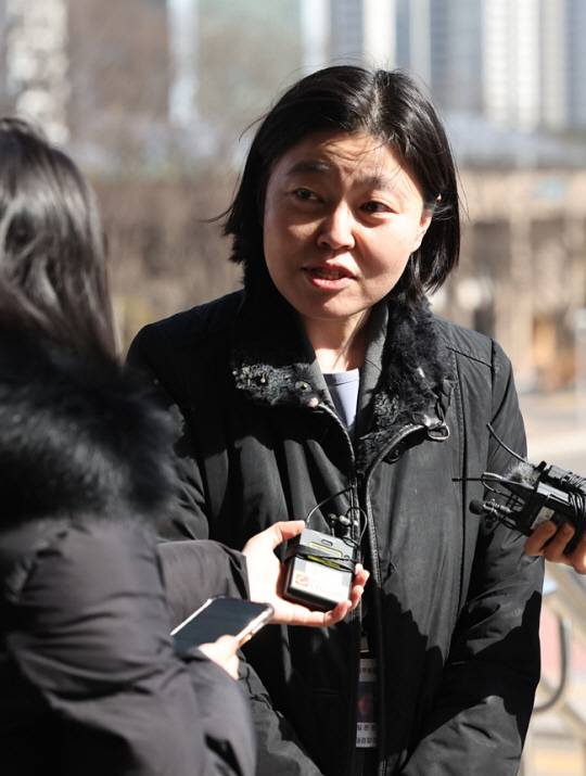 취재진 질의에 답하는 임은정 대전지검 부장검사. 연합뉴스