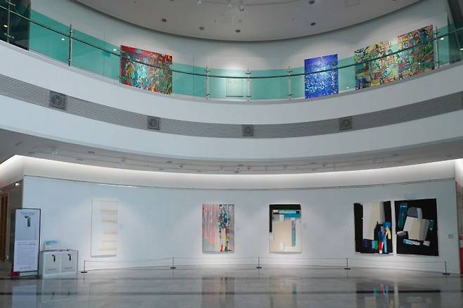 2025 오룡아트홀 제3회 전시 전경.