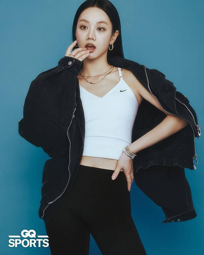 ‘힙한’ 러닝코어를 선보이는 걸스데이 출신 배우 혜리. 사진출처ㅣ혜리 SNS 캡처