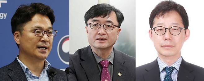 왼쪽부터 문신학 차관, 임기근 차관, 박윤주 차관