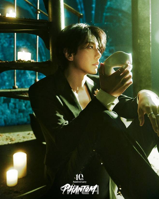 뮤지컬 ‘팬텀’에 출연 중인 박효신(사진=EMK뮤지컬컴퍼니)