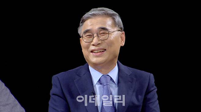 국정원장 후보자인 이종석 전 통일부장관(사진=JTBC)