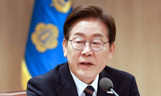 이재명 대통령이 9일 서울 용산 대통령실 청사에서 열린 비상경제점검 2차 태스크포스(TF)회의에서 발언하고 있다. 연합뉴스