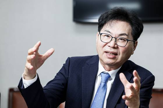 이한주 국정기획위원장. 김경록 기자.