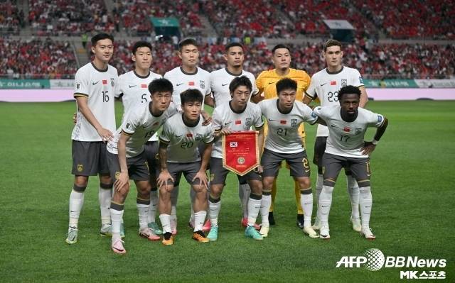 ‘CCTV’는 중국을 대표하는 방송국이다. 그러나 ‘소후닷컴’에 의하면 바레인과의 최종전 중계는 없다. 즉 중국 축구를 외면했다는 뜻이다. 사진=AFPBBNews=News1