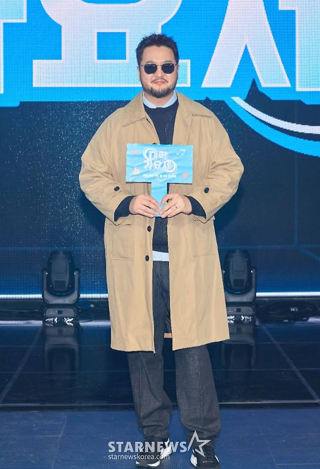 가수 김태우가 10일 오전 온라인으로 진행된 TV조선 '대학가요제' 제작발표회에 참석해 포즈를 취하고 있다. /사진제공=TV조선 2024.10.10 /사진=이동훈