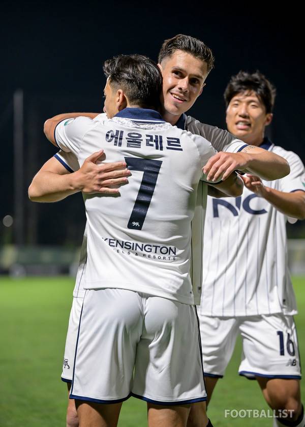 에울레르(왼쪽), 아이데일(오른쪽, 서울 이랜드). 서형권 기자