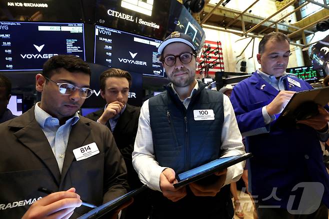 NYSE 트레이더들. ⓒ 로이터=뉴스1
