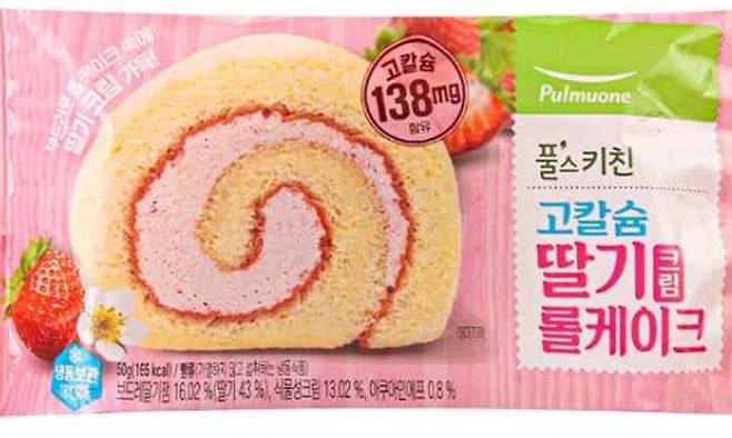풀무원 ‘고칼슘 딸기크림 롤케이크’. 식품의약품안전처 제공