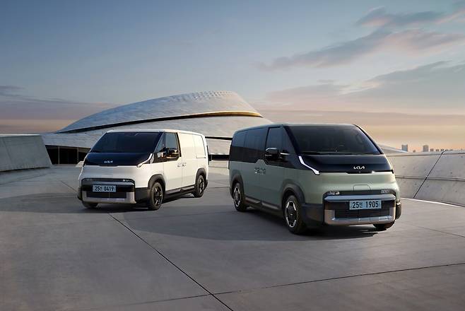 더 기아 PV5 카고, 패신저 외장