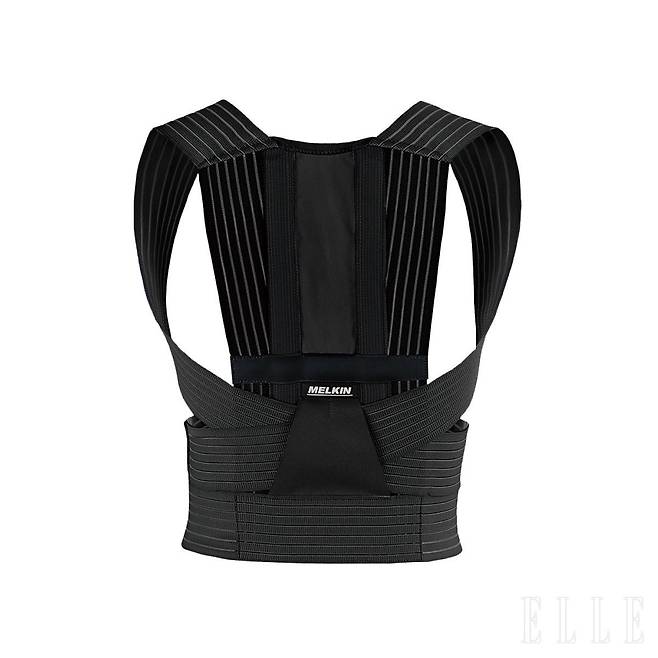 S자 형태로 척추를 부드럽게 감싸 굽은 등과 말린 어깨를 바르게 펴주는 서포트 밴드. 에어 메시 소재라 통기성이 뛰어나고, 옷 속에 착용해도 티가 나지 않을 만큼 슬림하다. 멜킨 리얼핏밴드 더 프로, 퓨어블랙, 2만9천원, Melkin Sports.