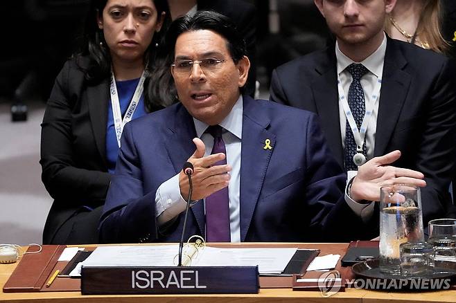 대니 다논 주유엔 이스라엘 대사 (뉴욕 로이터=연합뉴스) 13일(현지시간) 유엔 안보리 회의에서 발언 중인 다논 주유엔 이스라엘 대사. 2025.06.14