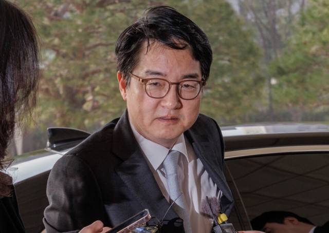 ▲심우정 검찰총장이 13일 서울 서초구 대검찰청 청사로 출근하는 모습 ⓒ연합뉴스