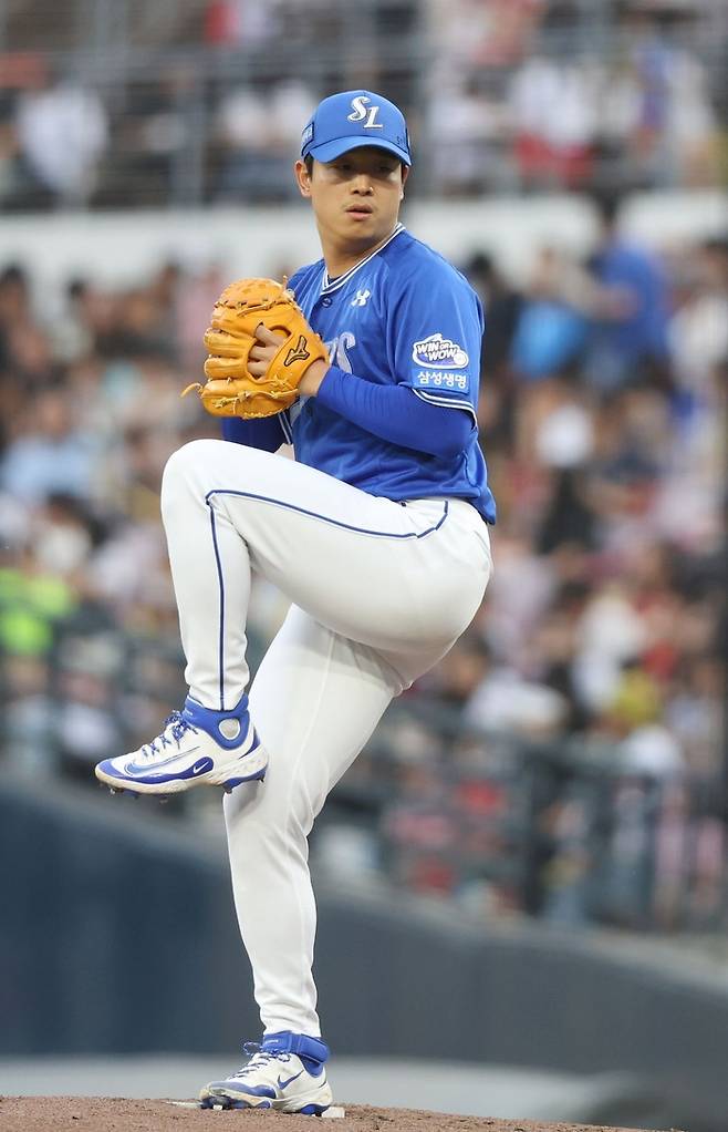 지난 11일 광주 기아챔피언스필드에서 열린 '2025 신한 SOL 뱅크 KBO리그' 삼성 라이온즈와 KIA 타이거즈 경기에서 양창섭이 투구 중이다. <삼성 라이온즈 제공>