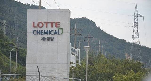 이스라엘과 이란의 무력 충돌로 전운이 드리우면서 국제유가가 요동치고 있다. /더팩트 DB