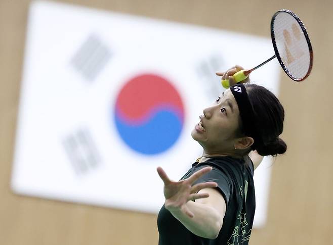 안세영이 17일 충북 진천국가대표선수촌 오륜관에서 배드민턴 대표팀 공개 훈련에 임하고 있다. 뉴시스