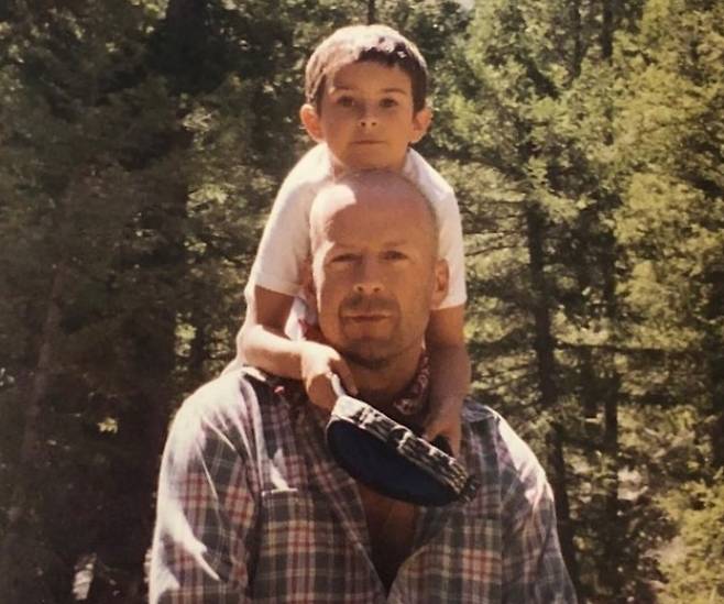 루머 글렌 윌리스 소셜 미디어