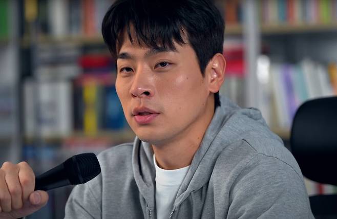 배우 박정민. 유튜브 채널 '출판사 무제' 캡처.