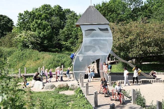 덴마크 자연형 놀이터인 발비파켄. 경남도청 제공