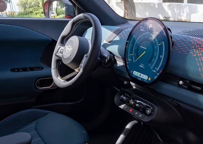 MINI 에이스맨 원형 유기발광다이오드(OLED) 디스플레이