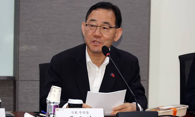 19일 서울 여의도 국회 의원회관에서 열린 '대선 패배 후 민심과 국민의힘 혁신방안' 토론회에서 주호영 국회부의장이 발언하고 있다. 뉴시스