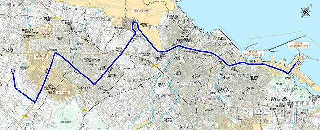 1순위로 선정된 1호선(2안) 노선도. 한라대학교 인근에서 출발해 1100로, 노형오거리, 연동사거리, 공항, 동문시장, 제주항 국제터미널로 이어지는 구간이다.