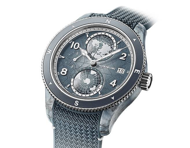 북반구와 남반구를 하늘에서 내려다본 형태의 회전 디스크가 매력적이다. 사진 몽블랑