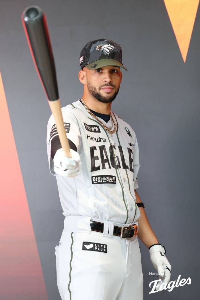 한화 새 외국인 타자 루이스 리베라토. /사진=한화 이글스 제공