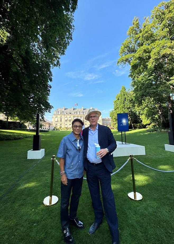 이수만 A2O엔터테인먼트 키 프로듀서 겸 비저너리 리더(왼쪽)와 라이어 코헨(Lyor Cohen) 유튜브 글로벌 음악부문 대표. 사진=A2O Entertainment