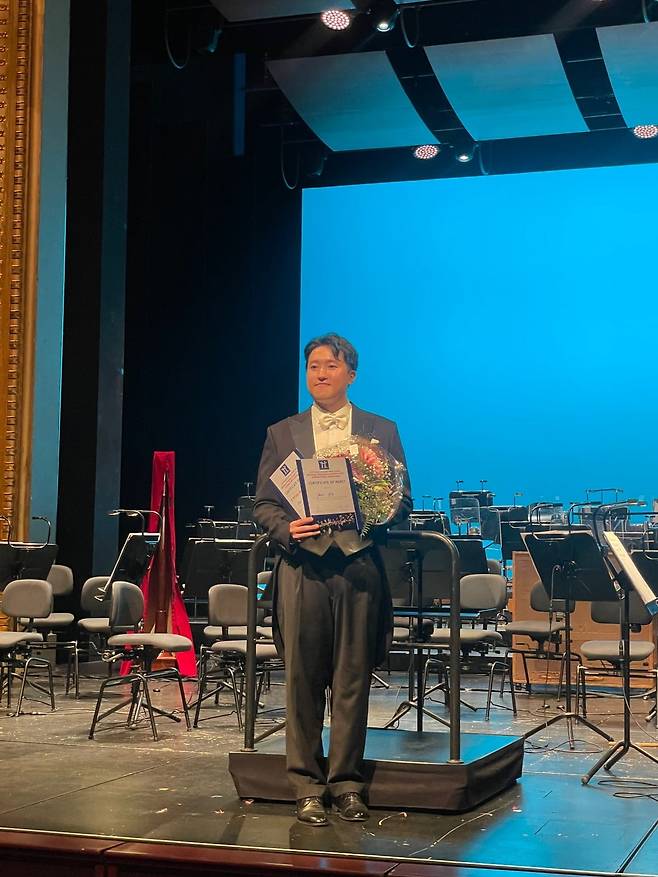 제 43회 벨베데레 콩쿠르 우승자 바리톤 김건 / 사진제공. 김건