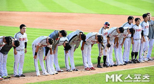 최근 부진에 빠진 LG 선수단. 사진=김영구 기자