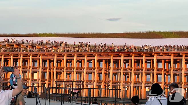 해질 무렵 그랜드 링ⓒ News1 윤슬빈 기자