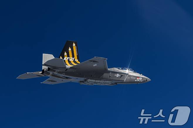 한국형 초음속 전투기 KF-21 '보라매' (방위사업청 제공) 2024.11.29/뉴스1