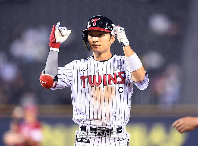 LG 박해민이 안타를 친 뒤 세리머니를 하고 있다. 잠실 | 최승섭기자 thunder@sportsseoul.com