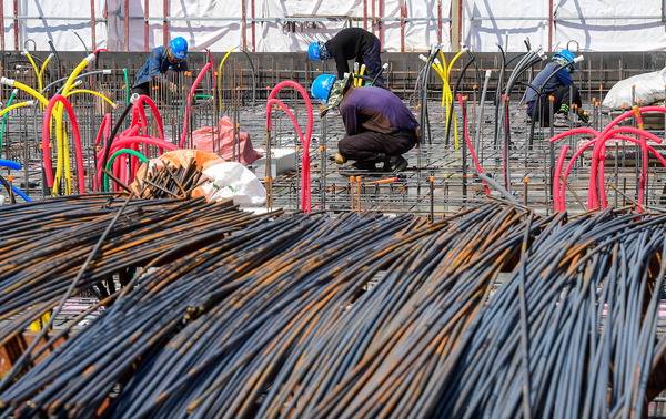 부산의 한 아파트 건설 현장. 국제신문 DB