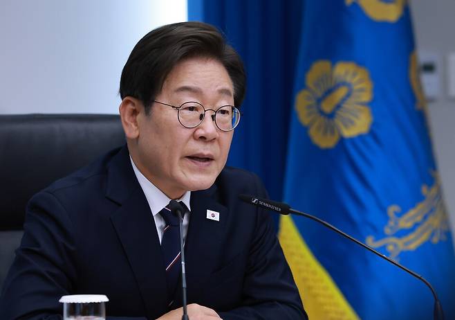 이재명 대통령이 23일 용산 대통령실에서 제1차 수석보좌관회의를 하고 있다. ⓒ연합뉴스