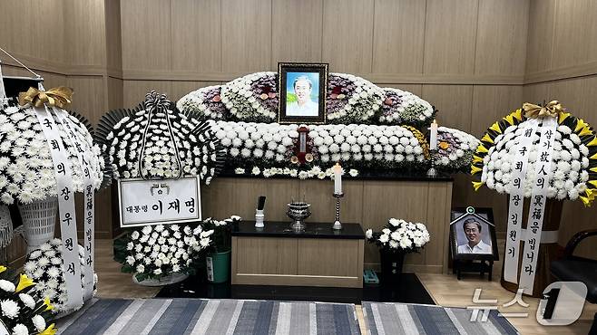 유성엽 전 국회의원의 빈소가 차려진 전북 정읍장례문화원에 이재명 대통령이 조화를 보내 위로했다.2025.6.24/뉴스1