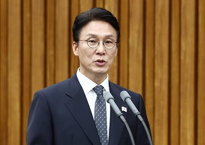 김민석 국무총리 후보자가 24일 서울 여의도 국회에서 열린 인사청문회에서 인사말을 하고 있다. /뉴스1