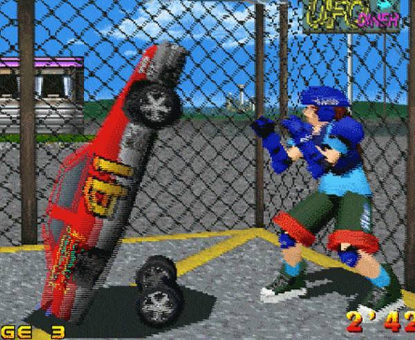 자동차가 대전 격투를 할 수 있는 이유 바퀴로 팬다!!