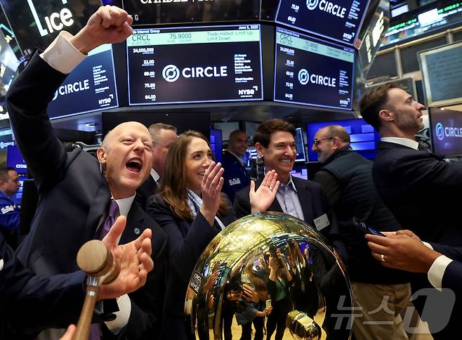 스테이블코인 발행사 서클이 5일(현지시간) 뉴욕증시 상장에 성공했다. ⓒ 로이터=뉴스1 ⓒ News1 박형기 기자