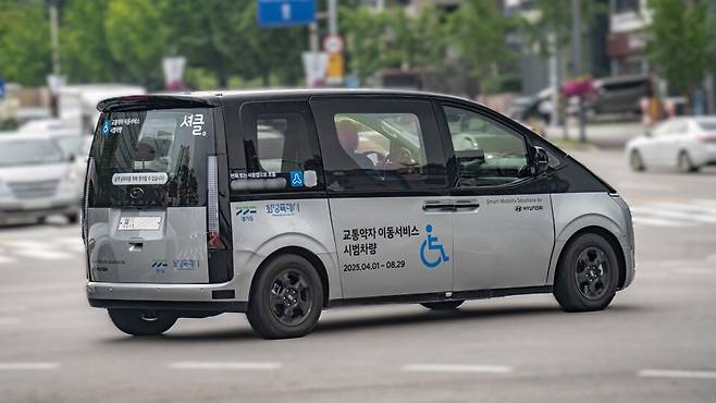 사진 : 현대차 스타리아 EV 테스트카 (출처=오토스파이넷/ShinGeun)